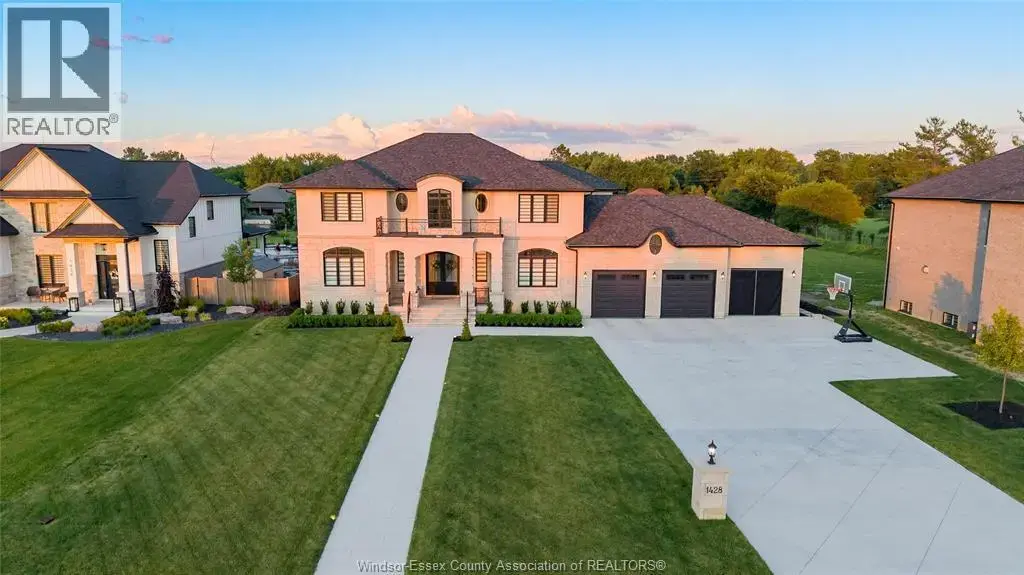 1428 Mullins, Lakeshore